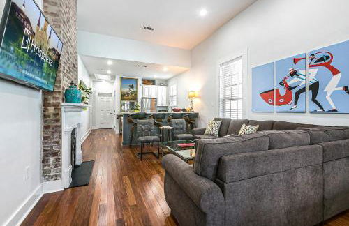 Cozy and Charming House with Luxury Amenities - Foto 13