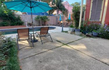 Macarty House, A Bohemian Resort with pool and cabana bar - Foto 7