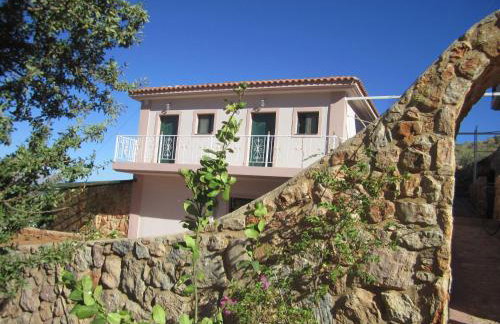 Santa Xenia - Photo 4