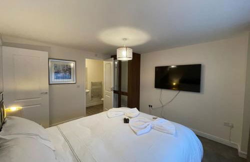 MODERN 4 BEDROOM HOUSE WITH GARDEN & PARKING - Foto 38