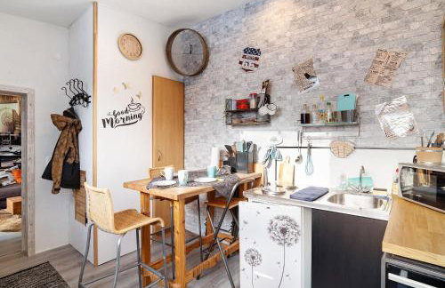 Wildwest Lounge - Photo 15