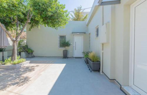 The HostMaster Ethereal Scene - Photo 5