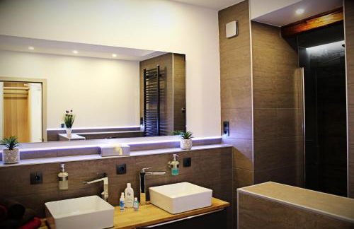 SALZHAUSBLICK FAMILY APARTMENTS - Zentrale Lage am Salzhaus - MwSt-Rechnung verfügbar - Foto 49