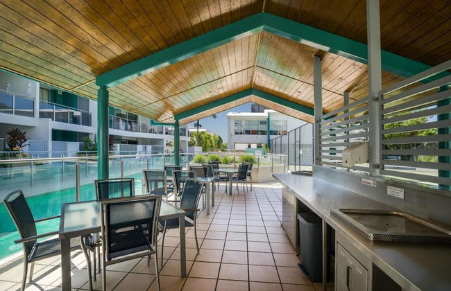 2BR Coolum Beach Rooftop Terrace Spa Tennis Pool - Foto 7