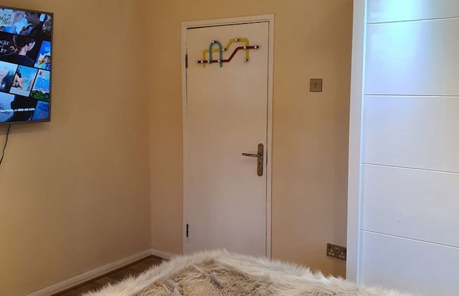 Umbrella Properties Woolwich London - Photo 8