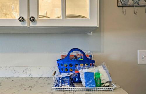 Walk to Beach Ocean-View Atlantic Beach Condo! - Foto 10