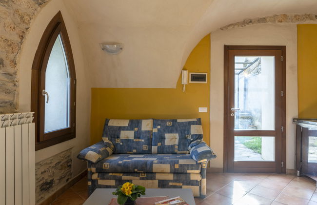 2 bedroom Apartment in Prelà with swimming pool and garden - Photo 23