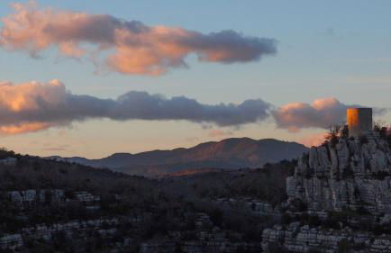 Le 180 à Balazuc - Vue exceptionnelle sur les Gorges de l'Ardèche & Jacuzzi - Foto 37