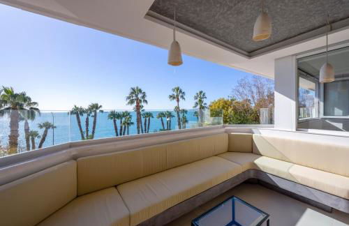 Casa Pirulo Sea View by Caleta Homes - Photo 1