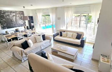 Casa con piscina en costa Barcelona - Photo 16