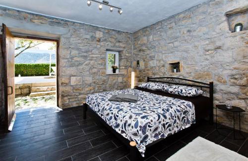 Villa Don Dan, Private Pool, Sea Views Near Split - Photo 24