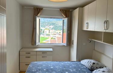 Cruise Ship Bridge View Apartment Luka - Foto 8