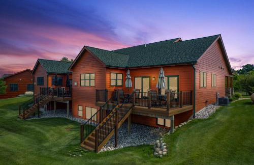 Golf in Luxury - 4BDR Home on Agaming Golf Course - by Torch Lake - Foto 29