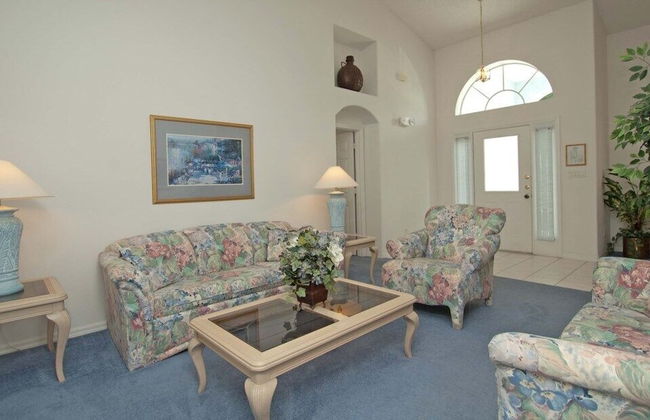 Greater Groves-4 Bedrooms Home W/pool-5204GG Home by RedAwning - Photo 18