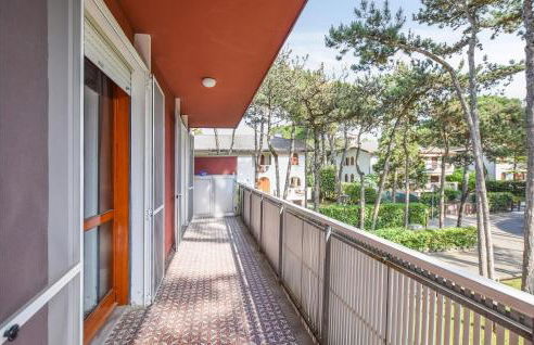 Amazing Apartment In Lignano Sabbiadoro - Foto 12