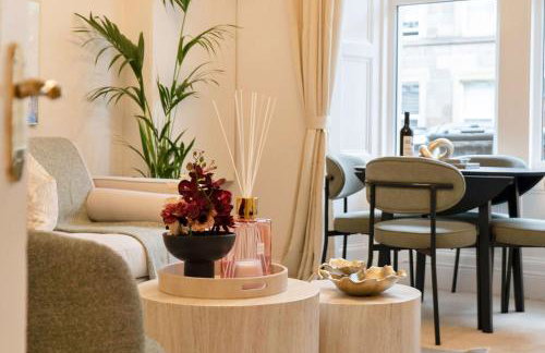 The Compact Caledonian Flat - Haymarket - Foto 5