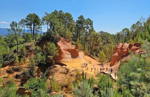 Gites Les Rochers de Plaisians avec piscine privée - Foto 47