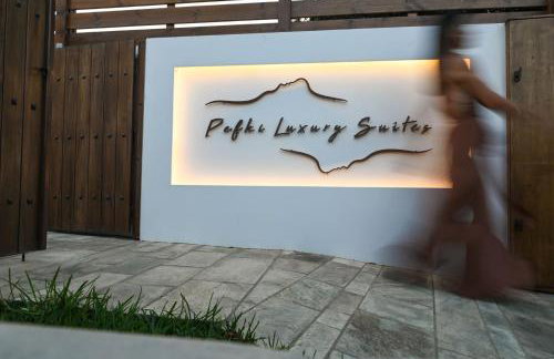 Pefki Luxury Suites - Photo 26