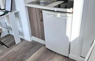 Le petit midi - Parking - Métro - Fibre - Canal - Foto 14