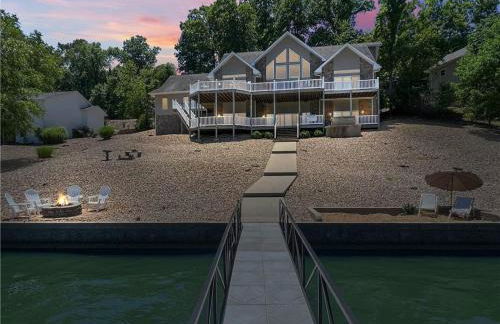 Amazing Vacation Home on the 56 MM, Dock, Water Toys, Fire Pit, 5 bedrooms/5 baths - Foto 3