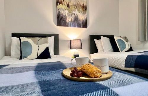 Borage House- Crawley,3BR House, Wifi, Parking, Close to Gatwick Airport, Contractor friendly, short and long term stays welcome - Foto 20