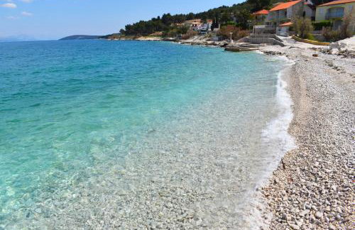 Villa Madu --- entire private villa with jacuzzi - Foto 14