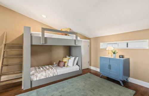 Walk to Vanderbilt and Belmont with Garage and Rooftop Deck - Foto 14