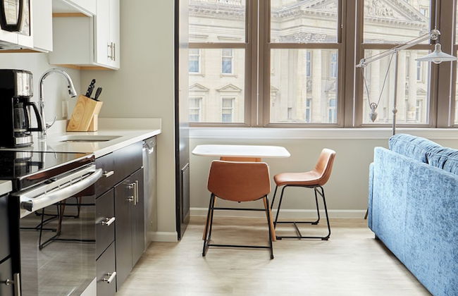 Kasa Cadillac Square Detroit - Foto 79