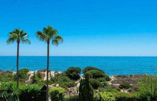 Sea Front Beach Studio Apartment - Foto 8