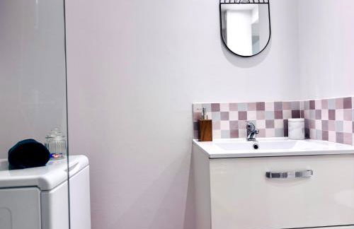 Studio de l'Église - Wifi & Machine à laver - Foto 8