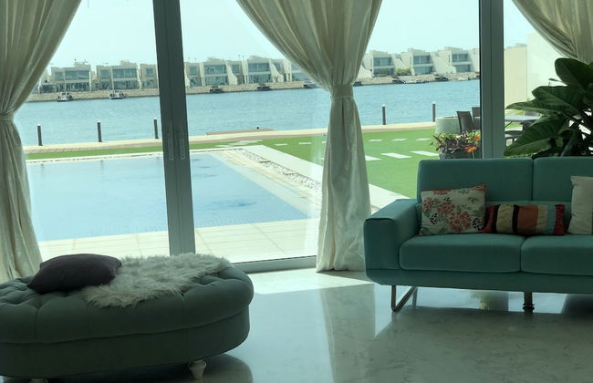 Durrat Al Bahrain Luxury Villa - Photo 9