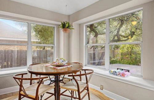 Artist Retreat at Cypress Creek - Hotub - Sleeps 9 - Photo 28