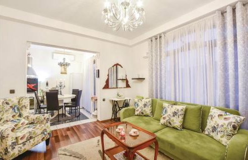 Cozy Home In Srinjine - Photo 2