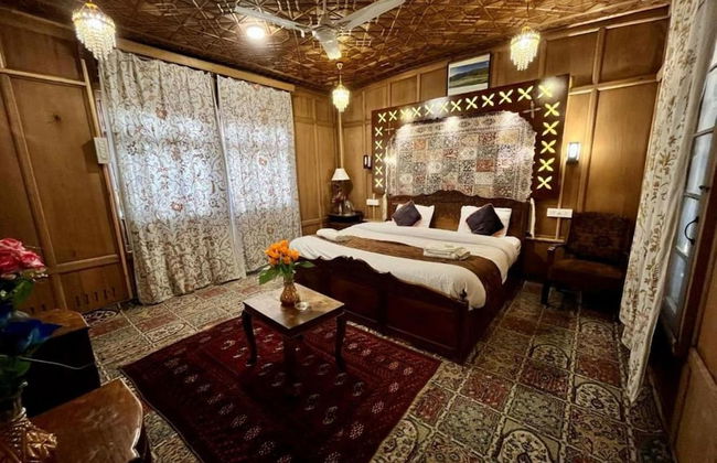 Floating Luxury Group Of Houseboats - Foto 7