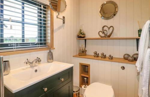 Shepherd's Hut- Hot Tub- Wellness Spa- Wood Burner - Foto 23