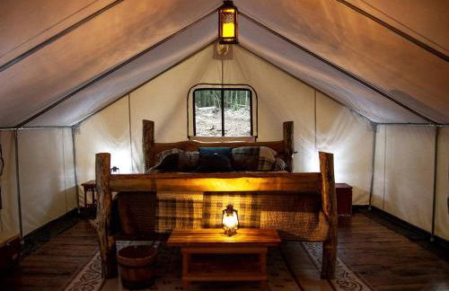 Rustic Safari Tent for a Unique Glamping Experience near Gore Mountain, New York - Photo 2