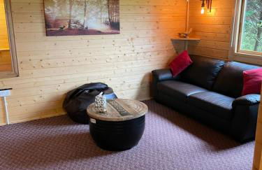 Cosy 2 BR cabin on coast private hot tub ' Driftwood ' - Photo 11