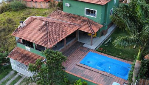 Casa familiar com piscina Penedo RJ - Foto 2