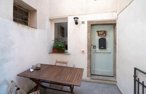 Hemingway's Shelter - Foto 20
