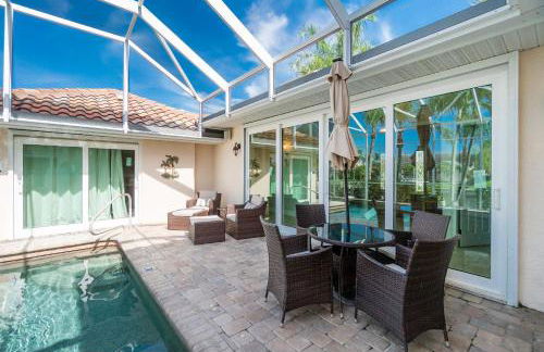 Villa Hibiscus-Waterfront-Free Heated Pool-Dock-Bikes-Other Amenities - Photo 20