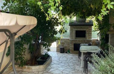 Apartments by the sea Cove Donja Kruscica - Donja Krusica, Solta - 15636 - Photo 12