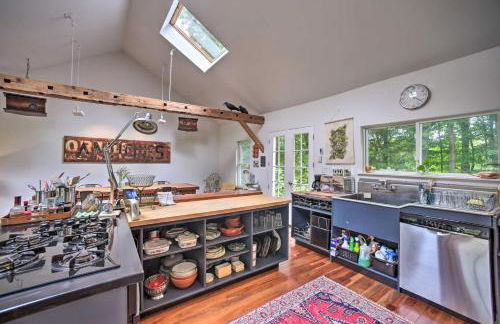 Game Room and Fire Pit Peaceful Catskills Farmhouse - Photo 16