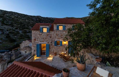 Family friendly house with a swimming pool Cove Zarace, Hvar - 23502 - Photo 3