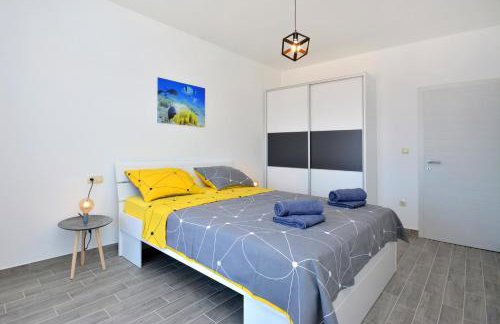 Sea View Luxury Apartments, ALA DA - Photo 18