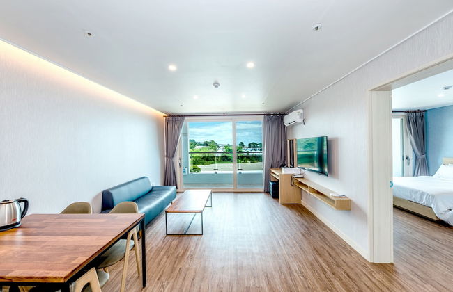 JnB Family Hotel - Photo 56