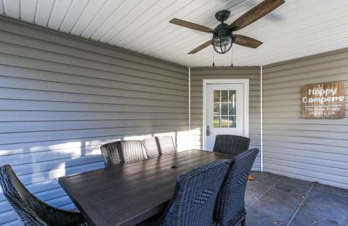 House #04 - Happy Camper-(No Pets) -Private Pier - Photo 23