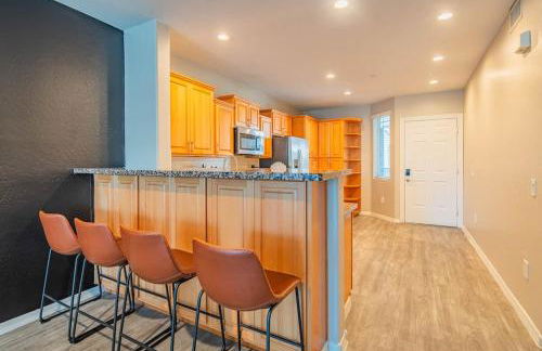 Extensive 2BD - ASU - Sloan Pk - WD - Parking - Sleeps 8 - Foto 39