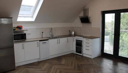 White House apartment, Staines upon Thames - Foto 5