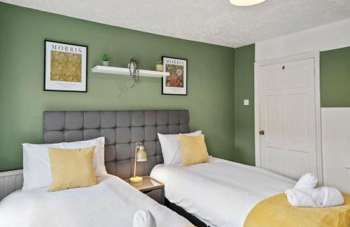 Beautiful 2 bedroom house Free Parking, Aylesbury, Adrenham st - Foto 13