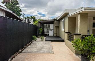 2 BD Home w/ Private Parking, Private Yard & W/D - Photo 33